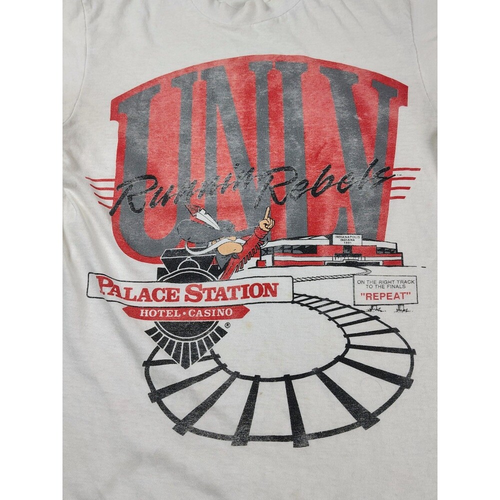 UNLV Runnin' Rebels Tshirt M Screen Stars USA 5050 Vintage 80s Single Stitch